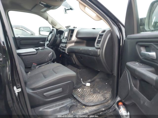 2019 RAM 1500 1C6SRFCT6KN743475 Photo 4
