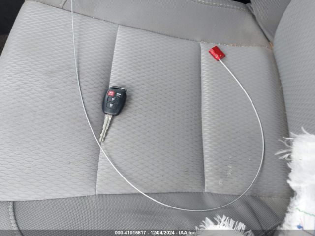 2T1BURHE1GC501643 Toyota COROLLA LE
