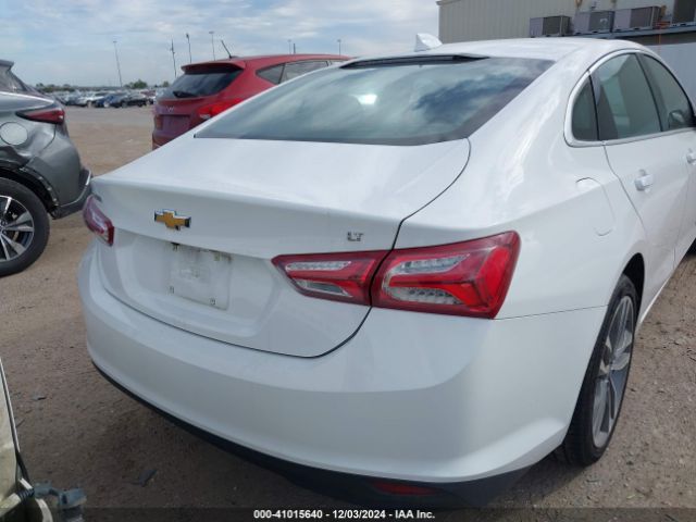 1G1ZD5ST8NF127219 Chevrolet Malibu Fwd Lt