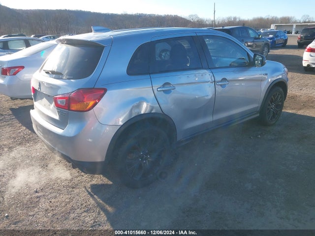 JA4AR3AU0HZ054591 Mitsubishi Outlander Sport 2.0 Le