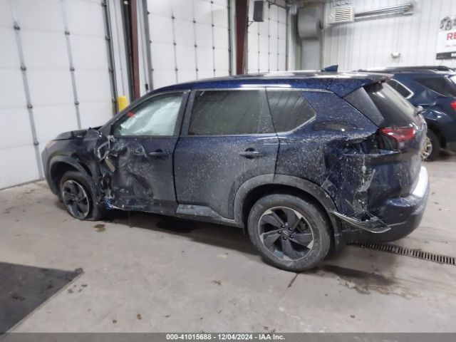 JN8BT3BB1RW429968 Nissan Rogue Sv Intelligent Awd