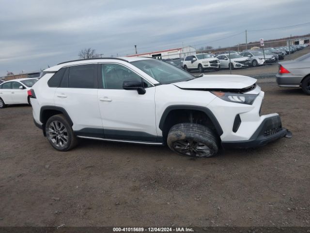 2T3F1RFV9MC167832 Toyota RAV4 LE