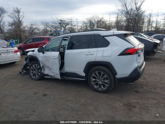 2T3F1RFV9MC167832 Toyota RAV4 LE