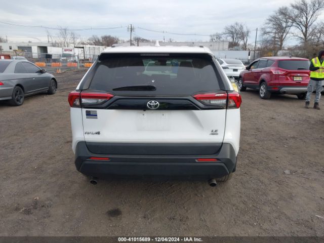 2T3F1RFV9MC167832 Toyota RAV4 LE