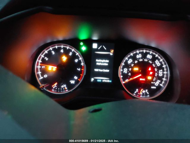 2T3F1RFV9MC167832 Toyota RAV4 LE