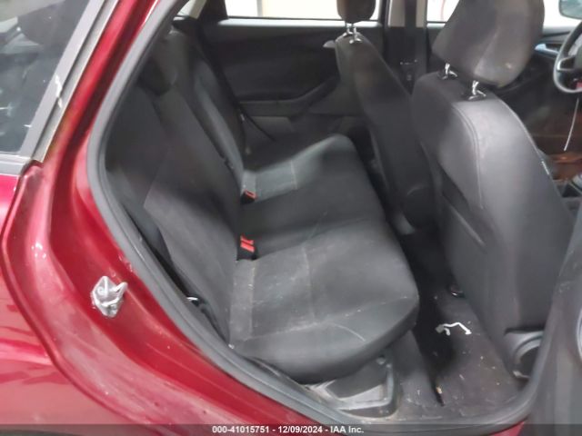 1FADP3K27GL383625 Ford FOCUS SE