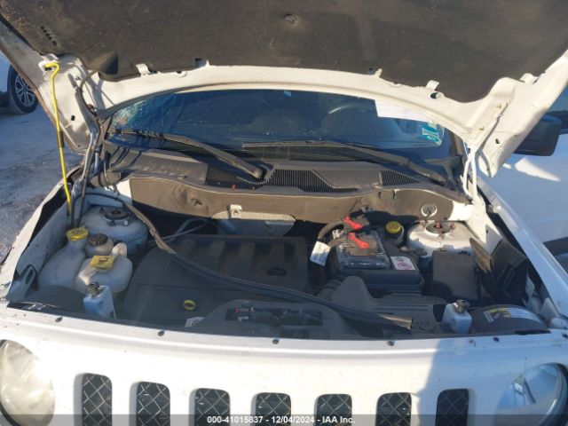 1C4NJPFB3FD120929 Jeep Patriot Latitude