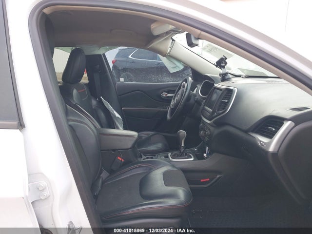 1C4PJMBB7GW373335 Jeep Cherokee Trailhawk