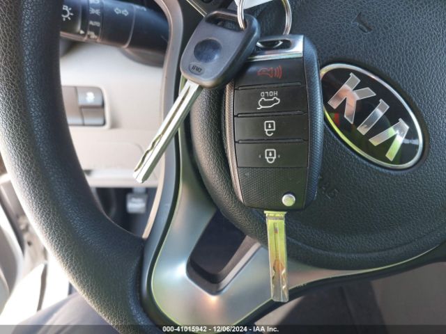KNDPM3AC3J7307393 KIA Sportage Lx