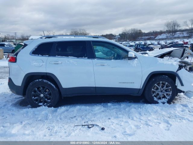 1C4PJMCS0HW532616 Jeep Cherokee Latitude 4x4