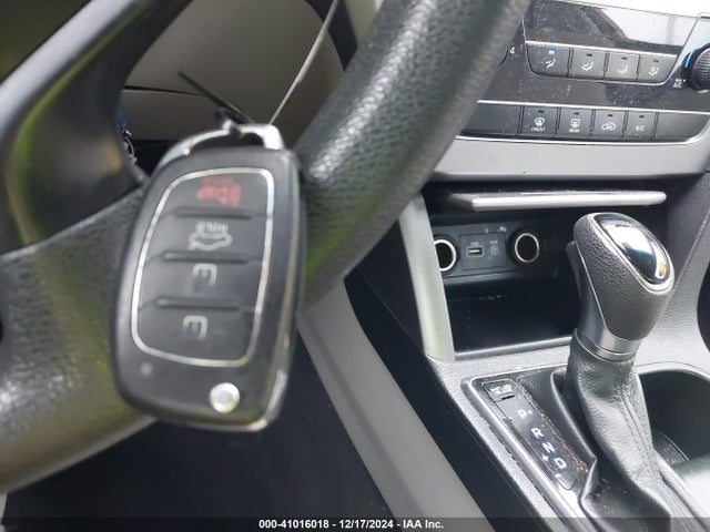 Hyundai Sonata 2016 5NPE24AF8GH399845 Image 11