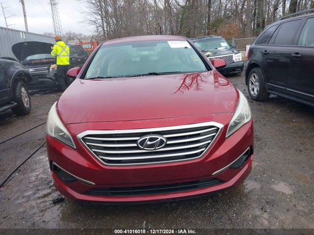 Hyundai Sonata 2016 5NPE24AF8GH399845 Image 12