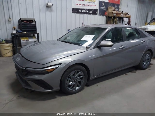 Hyundai ELANTRA SEL 2024 KMHLM4DGXRU636216 Image 2