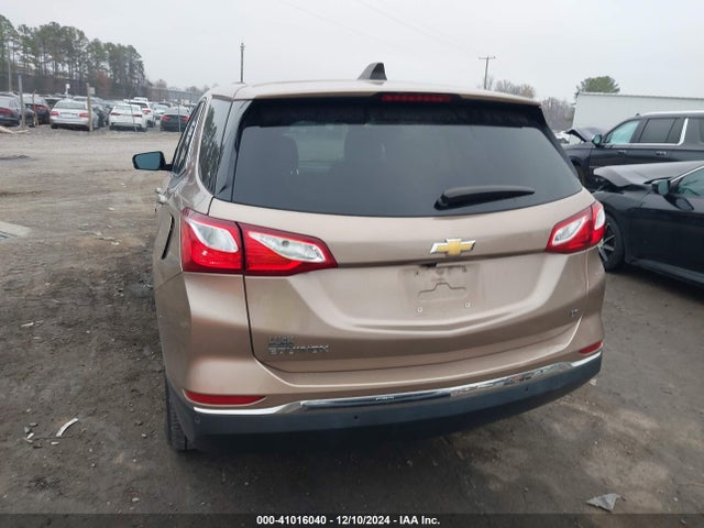 2GNAXJEV9J6162784 Chevrolet EQUINOX LT