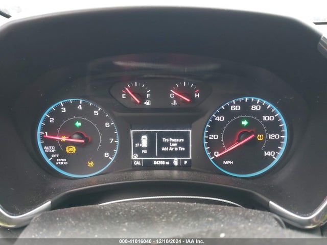 2GNAXJEV9J6162784 Chevrolet EQUINOX LT
