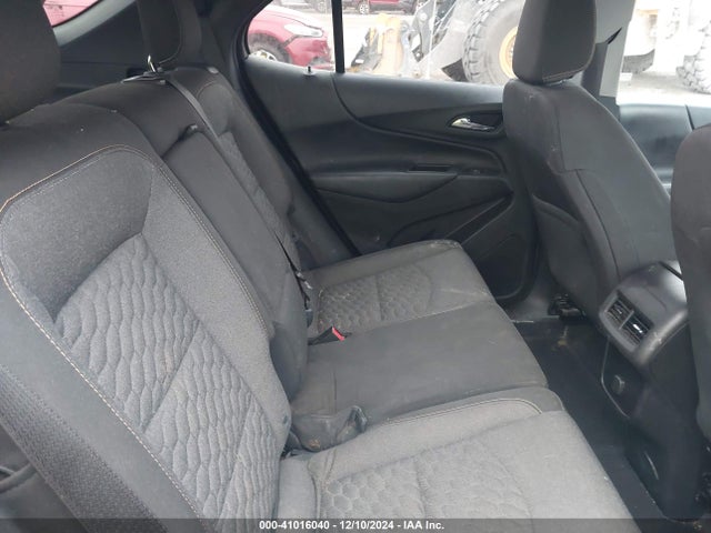 2GNAXJEV9J6162784 Chevrolet EQUINOX LT