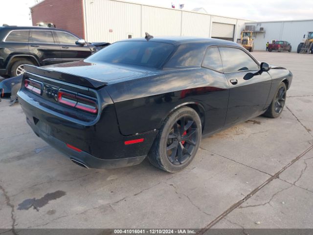 2C3CDZJG7KH621496 Dodge Challenger Gt