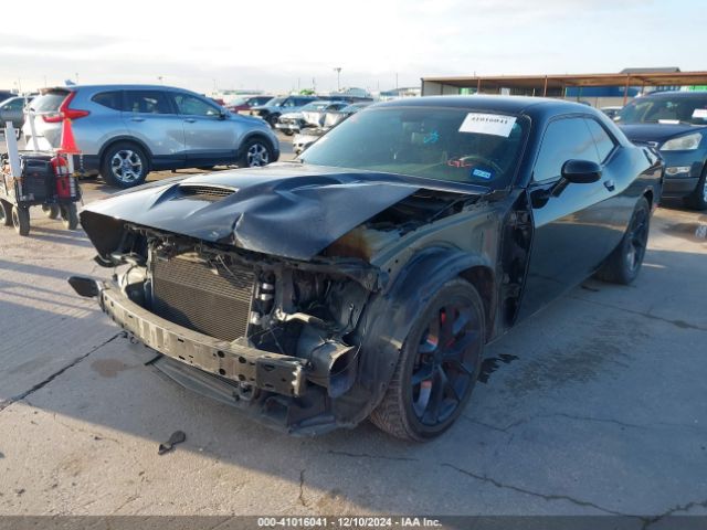 2C3CDZJG7KH621496 Dodge Challenger Gt