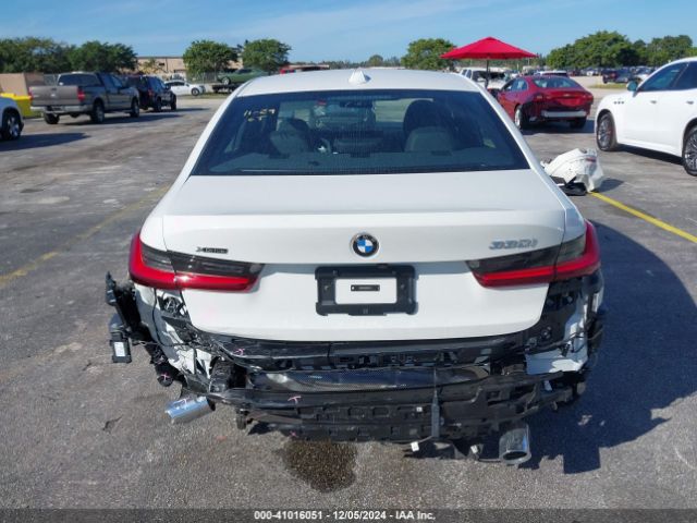 3MW89CW06S8F00476 BMW 3 Series 330i Xdrive