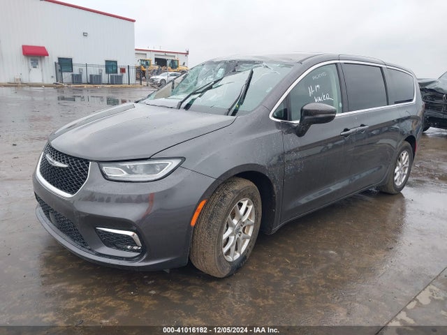 Chrysler Pacifica Touring L 2023 2C4RC1BG7PR612601 Image 2