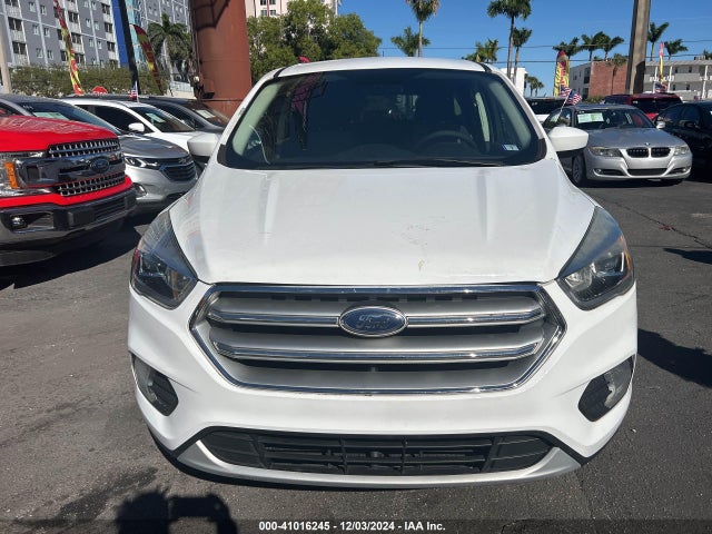 Ford ESCAPE SE 2017 1FMCU9GDXHUC54247 Image 6