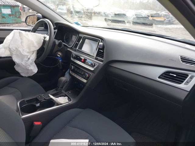 Hyundai SONATA SE 2018 5NPE24AF9JH722100 Image 5