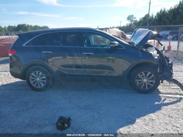 5XYPG4A31HG272122 KIA Sorento 2.4l Lx