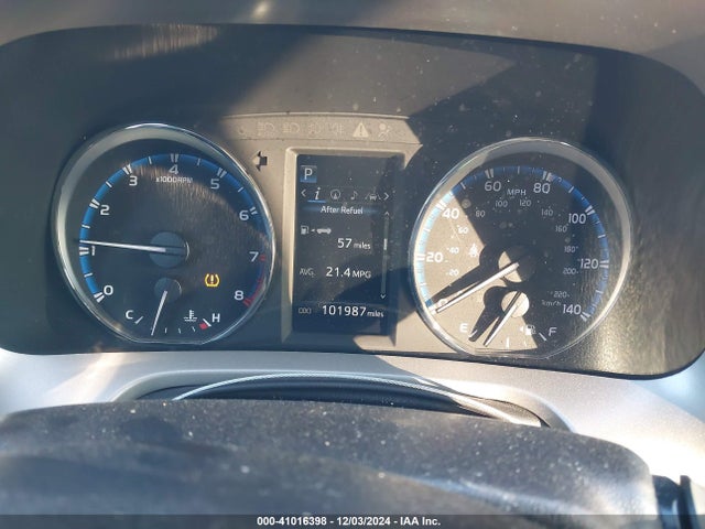 Toyota Rav4 Limited 2017 2T3DFREV3HW685109 Image 7