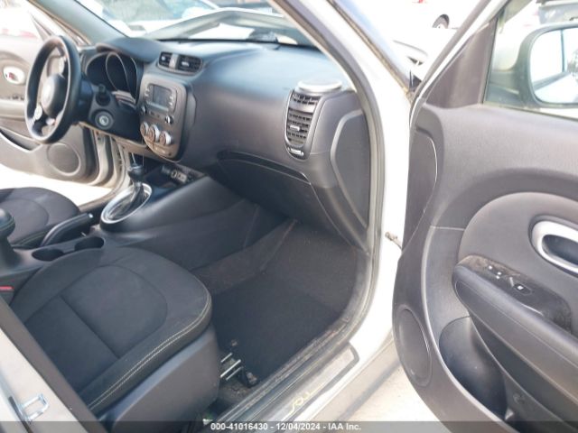 KNDJP3A58E7711374 KIA SOUL +