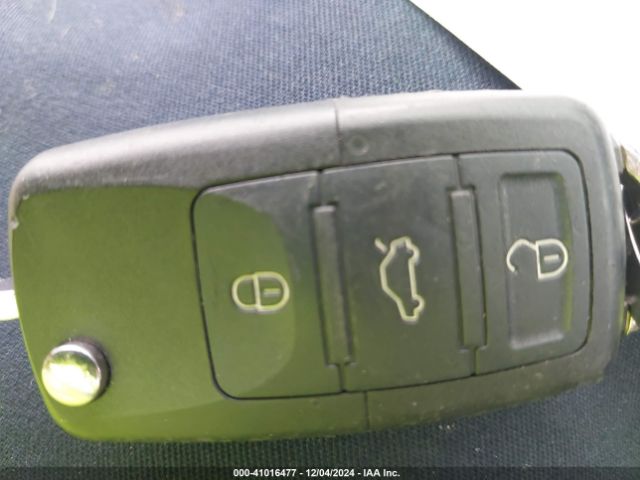 1VWAP7A35EC022094 Volkswagen Passat 2.5l S