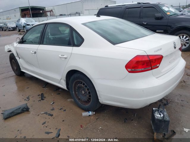 1VWAP7A35EC022094 Volkswagen Passat 2.5l S