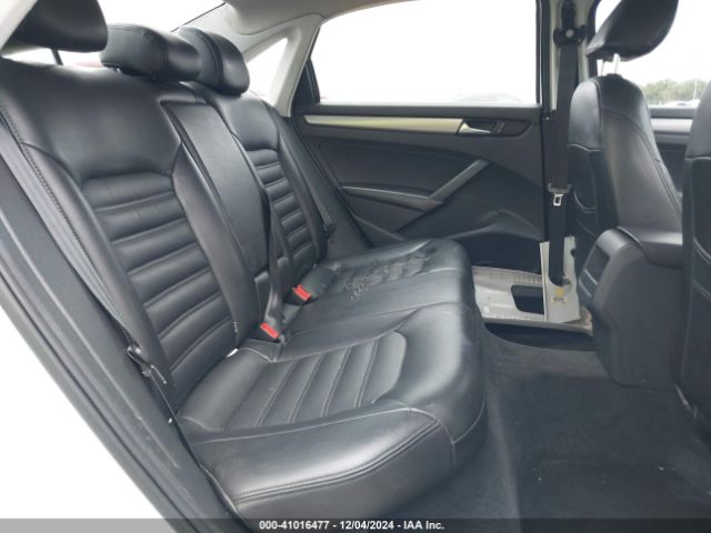 1VWAP7A35EC022094 Volkswagen Passat 2.5l S