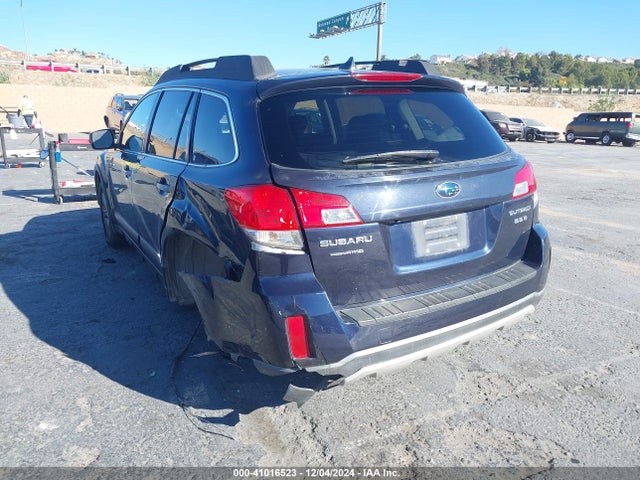 4S4BRDPC5E2256812 Subaru Outback 3.6r Limited