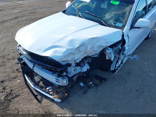 2024 CADILLAC CT4 1G6DK5RKXR0130039 Photo 5