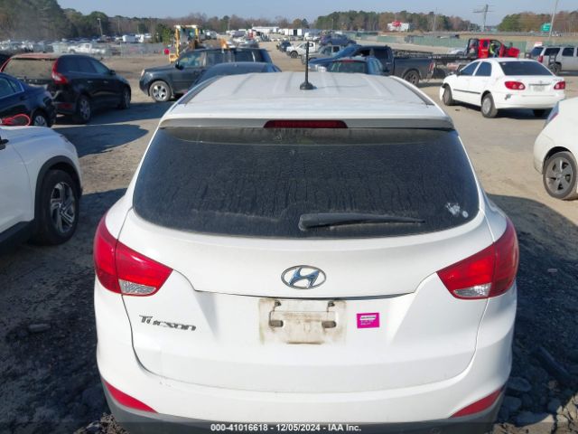 KM8JT3AF0EU844129 Hyundai TUCSON GLS