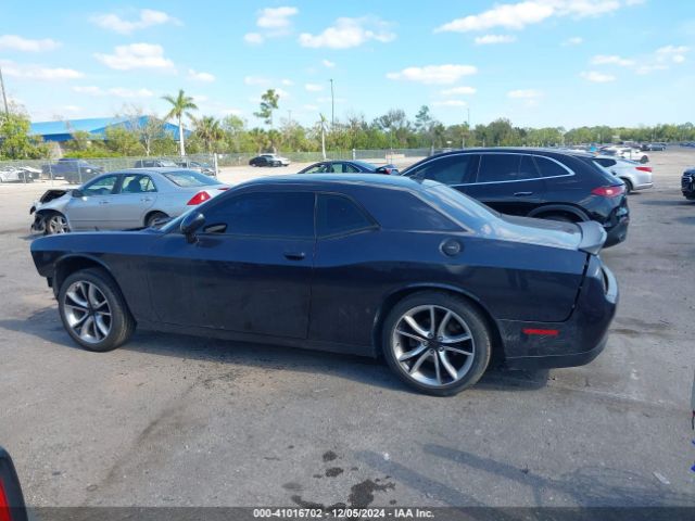 2C3CDZBT6JH111277 Dodge Challenger R/t Plus