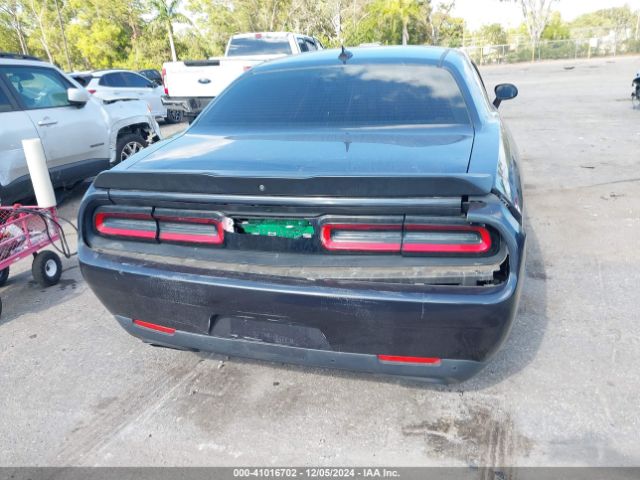 2C3CDZBT6JH111277 Dodge Challenger R/t Plus