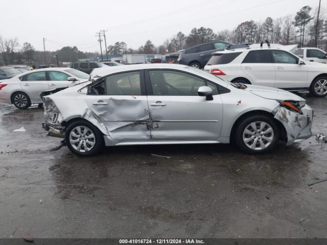 JTDEPRAE3LJ060692 Toyota COROLLA LE