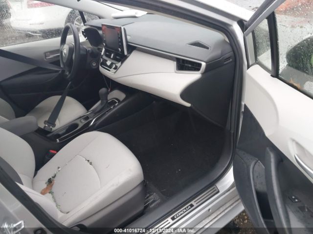 JTDEPRAE3LJ060692 Toyota COROLLA LE