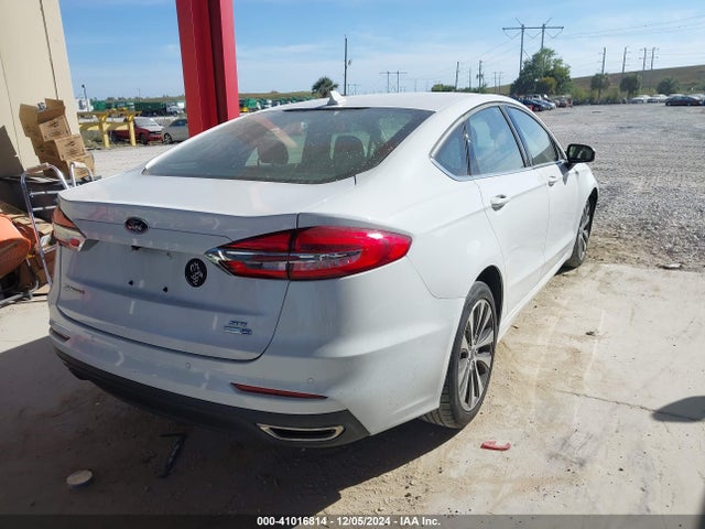 Ford FUSION SE 2020 3FA6P0T90LR150796 Image 4