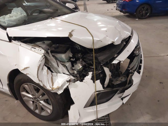 Hyundai SONATA SE 2016 5NPE24AF6GH291143 Image 12