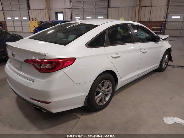 Hyundai SONATA SE 2016 5NPE24AF6GH291143 Image 4