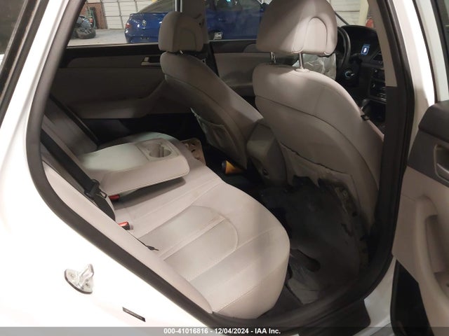 Hyundai SONATA SE 2016 5NPE24AF6GH291143 Image 8