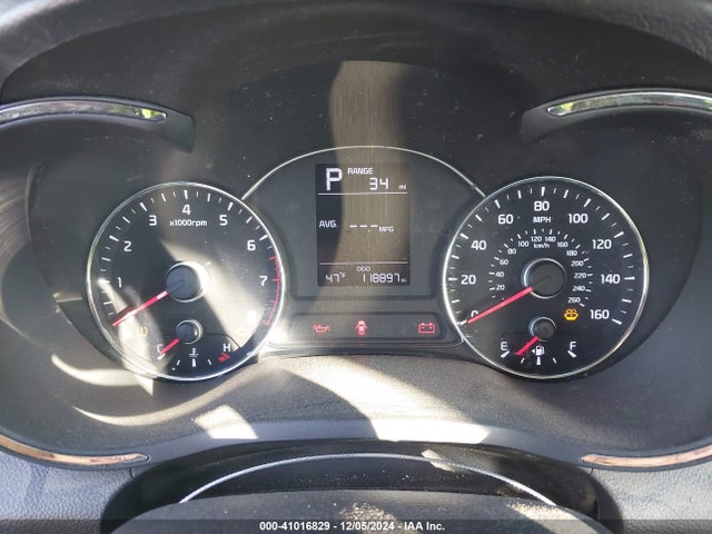 KIA FORTE LX 2017 3KPFK4A74HE110351 Image 7