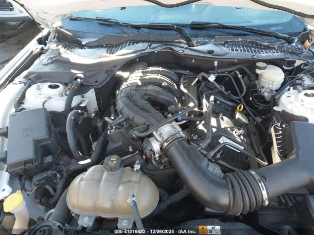 1FA6P8AM9G5250734 Ford Mustang V6