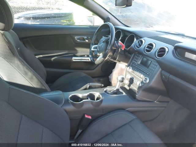 1FA6P8AM9G5250734 Ford Mustang V6