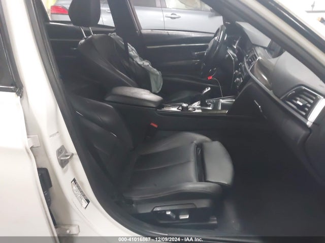 WBA8E9G56GNT83902 BMW 328I