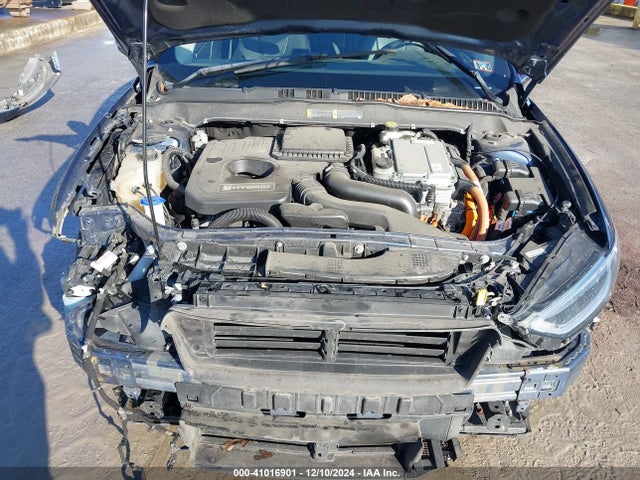 Ford Fusion Hybrid Titanium 2018 3FA6P0RU3JR241828 Image 10