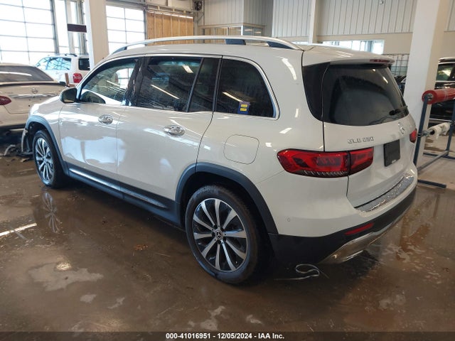 W1N4M4HBXPW275748 Mercedes-Benz Glb 250 4matic