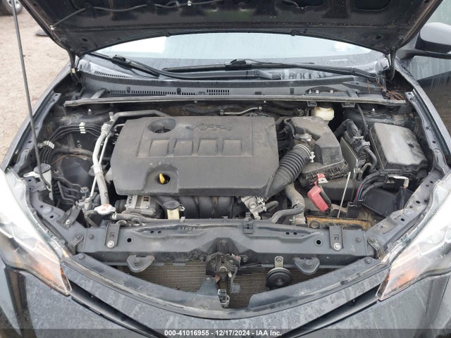 Toyota COROLLA SE 2018 5YFBURHE8JP848961 Image 10